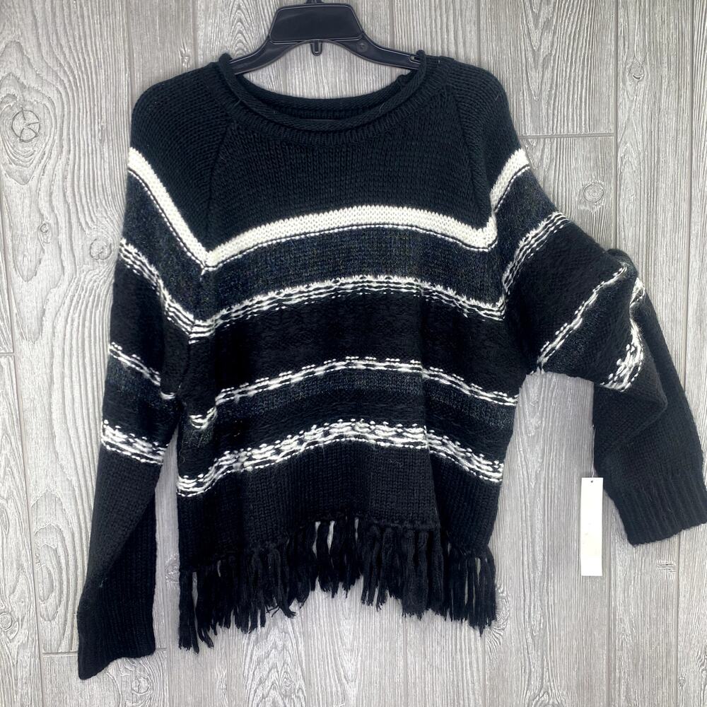 New $78 AQUA Women's Sweater MEDIUM Stripes Fringe Black & White Boho Knit NWT - Picture 2 of 9